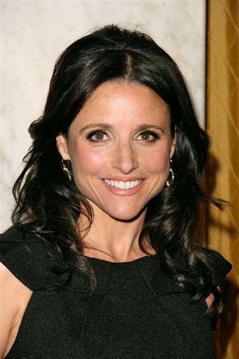 julia louis dreyfus biography.